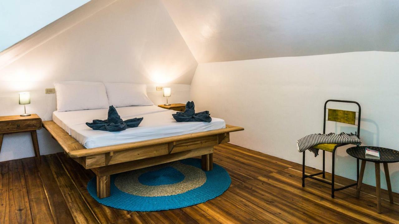 Garden Loft 90Sqm In The Heart Of El Nido- 2 Bedrooms Exterior foto